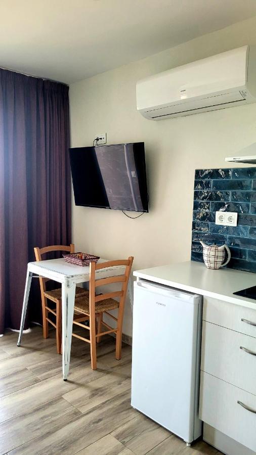Casas del Cerro Casas Rurales Maribel - Complejo Moradas Del Cerro 1 - Suites Con Jacuzzi En Alcala Del Jucar المظهر الخارجي الصورة