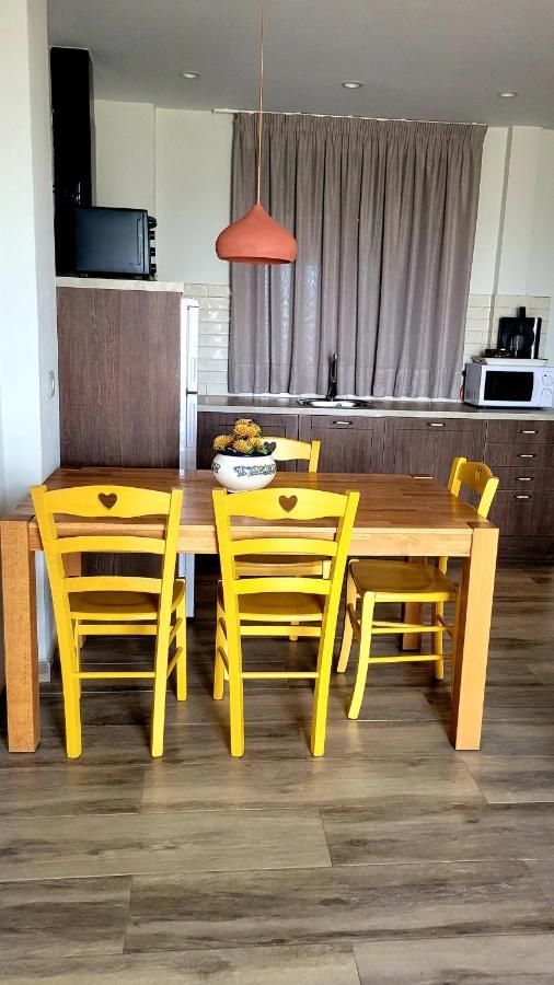 Casas del Cerro Casas Rurales Maribel - Complejo Moradas Del Cerro 1 - Suites Con Jacuzzi En Alcala Del Jucar المظهر الخارجي الصورة